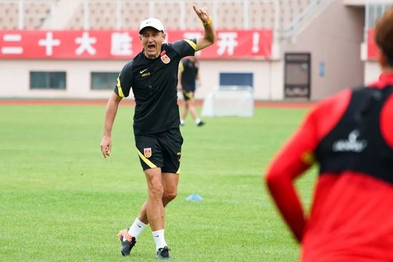 草莓视频18免费观看
