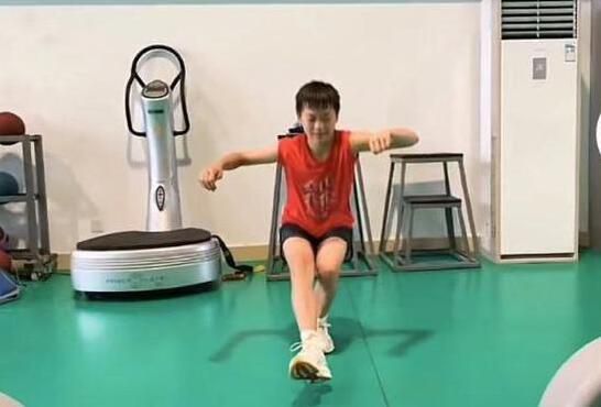久久艹视频